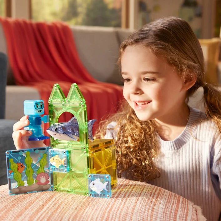 MAGNA-TILES® Shark Dive